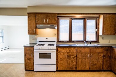 11 Milk St unit 2, Bristol, RI 02809 - photo 6