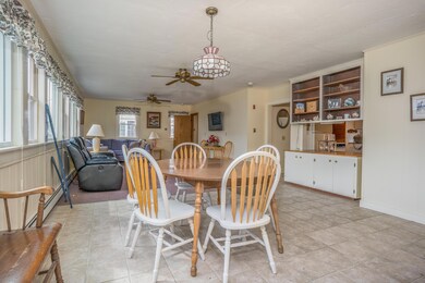 dineroom2