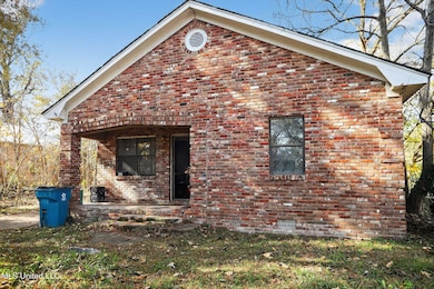 421 Lincoln Place, Clarksdale, MS 38614 - photo 6