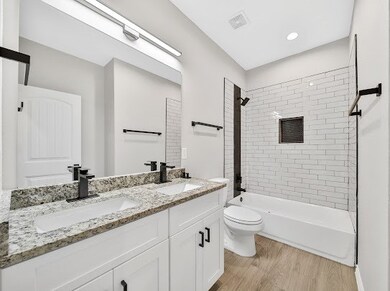 7414 Mount St, Houston, TX 77088 - photo 5