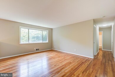 2 Martha Ct, Rockville, MD 20852 - photo 6