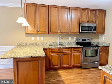 503 Brighton Cir unit 5C, Devon, PA 19333 - photo 3