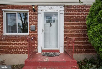 2220 Dartmouth Dr, Alexandria, VA 22307 - photo 3