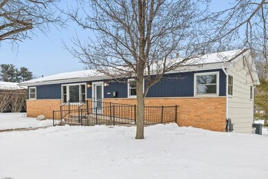 20_221SWhittaker_571_FrontView_LowRes