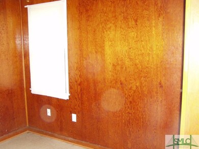 2309 E 40th St, Savannah, GA 31404 - photo 4