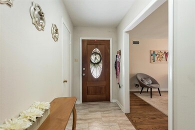 7204 Bucknell Dr, Dallas, TX 75214 - photo 2