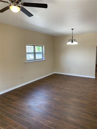 2005 Marcella Ave, Laredo, TX 78040 - photo 7