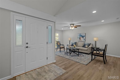 15224 Golden Rain Dr, Chesterfield, MO 63017 - photo 4