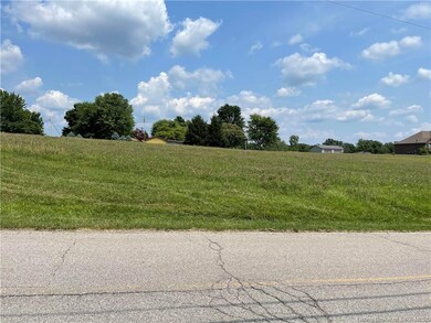 8860 Starlight Rd, Floyds Knobs, IN 47119 - photo 6