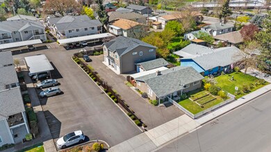 56 South Haskell Street, Central Point-