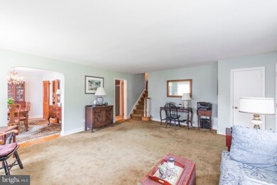 102 Lombardy Dr, Wallingford, PA 19086 - photo 5