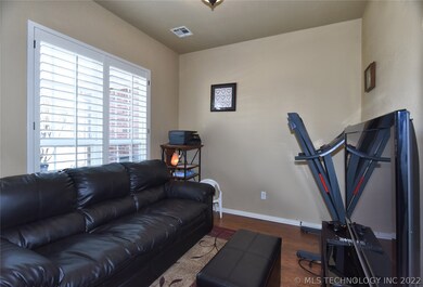 4304 S Narcissus Ave, Broken Arrow, OK 74011 - photo 6