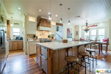 1210 Sleepy Hollow Ln, New Braunfels, TX 78130 - photo 7