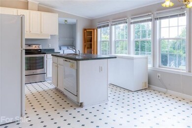 888 Center St, Asheville, NC 28803 - photo 7