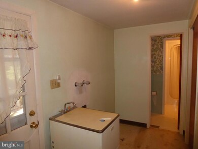 501 S Main St, Quakertown, PA 18951 - photo 7