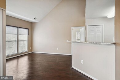 15618 Everglade Ln unit 401, Bowie, MD 20716 - photo 4