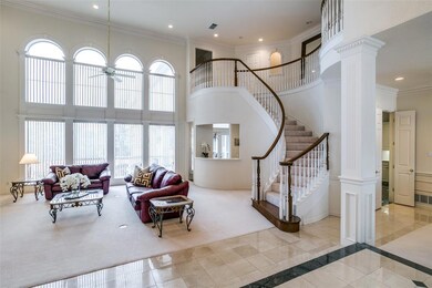 2531 Norwood Dr, Hurst, TX 76054 - photo 4