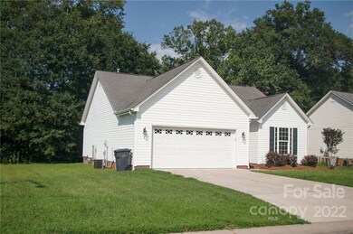 4052 Hereford Ln, Dallas, NC 28034 - photo 3