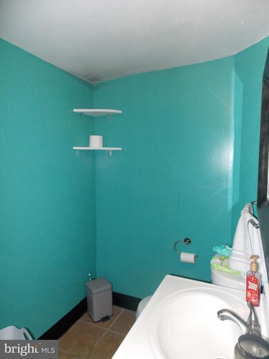 419 N 11th St, Reading, PA 19604 - photo 7