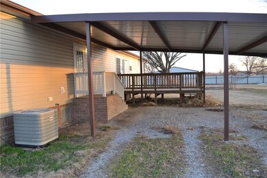 38507 Macarthur St, Shawnee, OK 74804 - photo 5