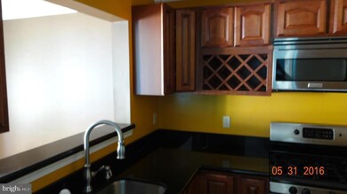 33 Royalty Cir, Owings Mills, MD 21117 - photo 5