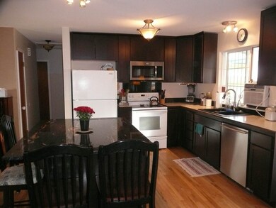 319 Lincoln St, Cheney, WA 99004 - photo 4