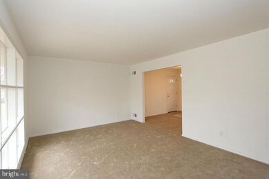 13225 Ronehill Dr, Beltsville, MD 20705 - photo 2