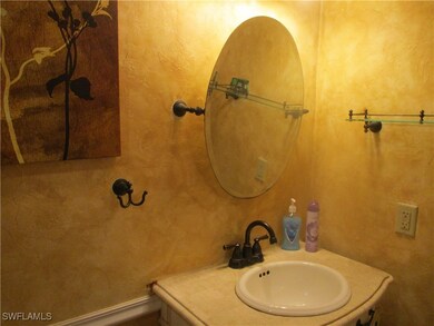 3225 E Riverside Dr unit 27B, Fort Myers, FL 33916 - photo 3