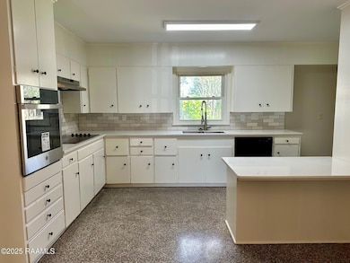 208 Colonial Dr, Lafayette, LA 70506 - photo 4