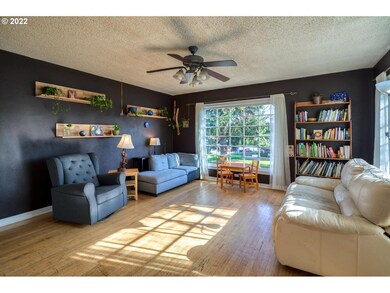 628 N Knights Bridge Rd, Canby, OR 97013 - photo 3