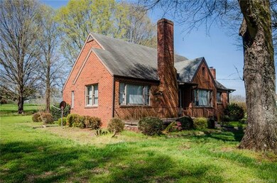 2701 Wilkesboro Hwy, Statesville, NC 28625 - photo 2