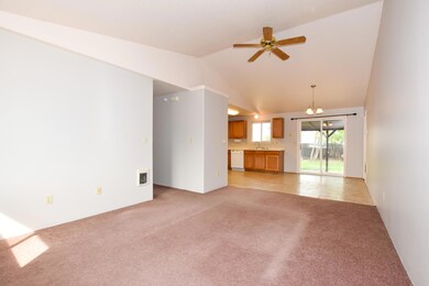 3235 SW Quartz Place, Redmond, OR 97756 - photo 3