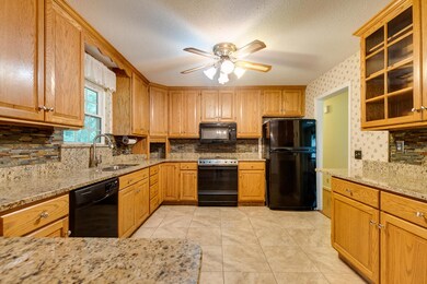 8705 Freida Ln-9