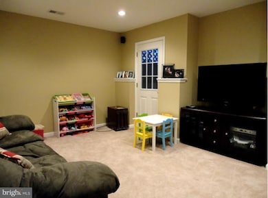 9 Hunting Horn Cir, Reisterstown, MD 21136 - photo 6