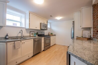 9 Greene St unit 1, Somerville, MA 02143 - photo 4