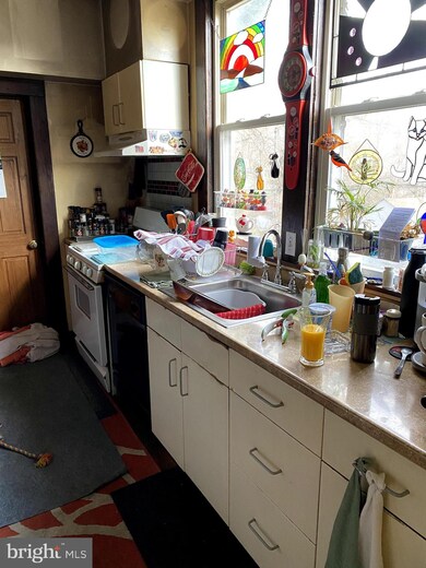 2914 Bayonne Ave, Baltimore, MD 21214 - photo 7