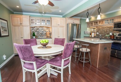 20 Maple Tree Ct, Elmhurst, IL 60126 - photo 6