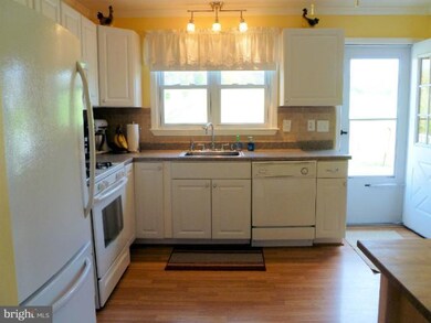 20798 Gleedsville Rd, Leesburg, VA 20175 - photo 4