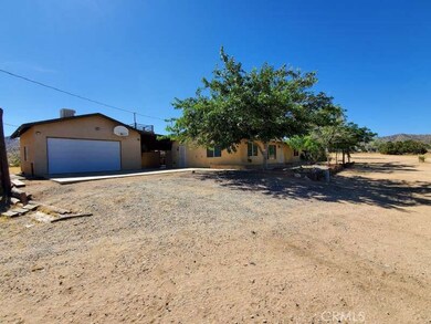 8423 Paradise View Rd, Yucca Valley, CA 92284 - photo 2