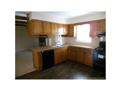 916 Woodside Dr, New Albany, IN 47150 - photo 7