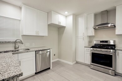 5009 Winnetka St, Houston, TX 77021 - photo 5