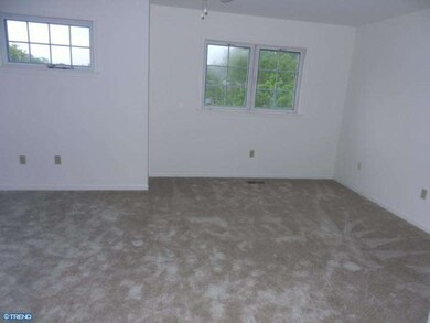 8 Grosvenor Ct, Wilmington, DE 19804 - photo 5