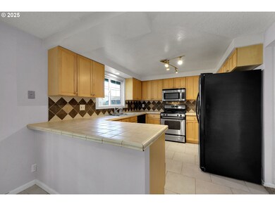 2793 Summer Ln, Eugene, OR 97404 - photo 4