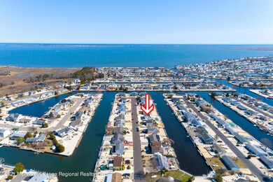212 Seneca Aerial Proximity to Bay 2