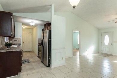 119 Meadows Ct, Statesville, NC 28677 - photo 5