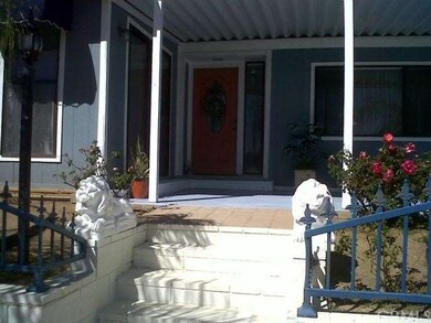 24740 Butterchurn Rd, Wildomar, CA 92595 - photo 5