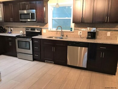 22 Frantone Ln, Albany, NY 12211 - photo 6