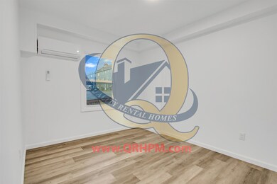 359 Sheffield Ave unit Apartment C, Flint, MI 48503 - photo 6