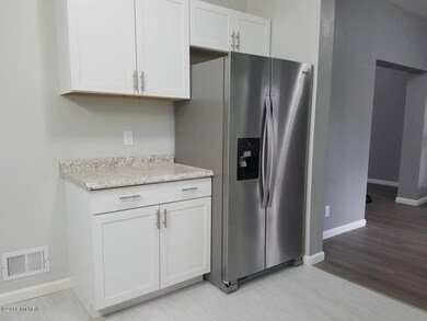 2231 E Main St, Kalamazoo, MI 49048 - photo 4