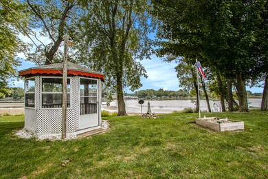 016_23169riverrun_3